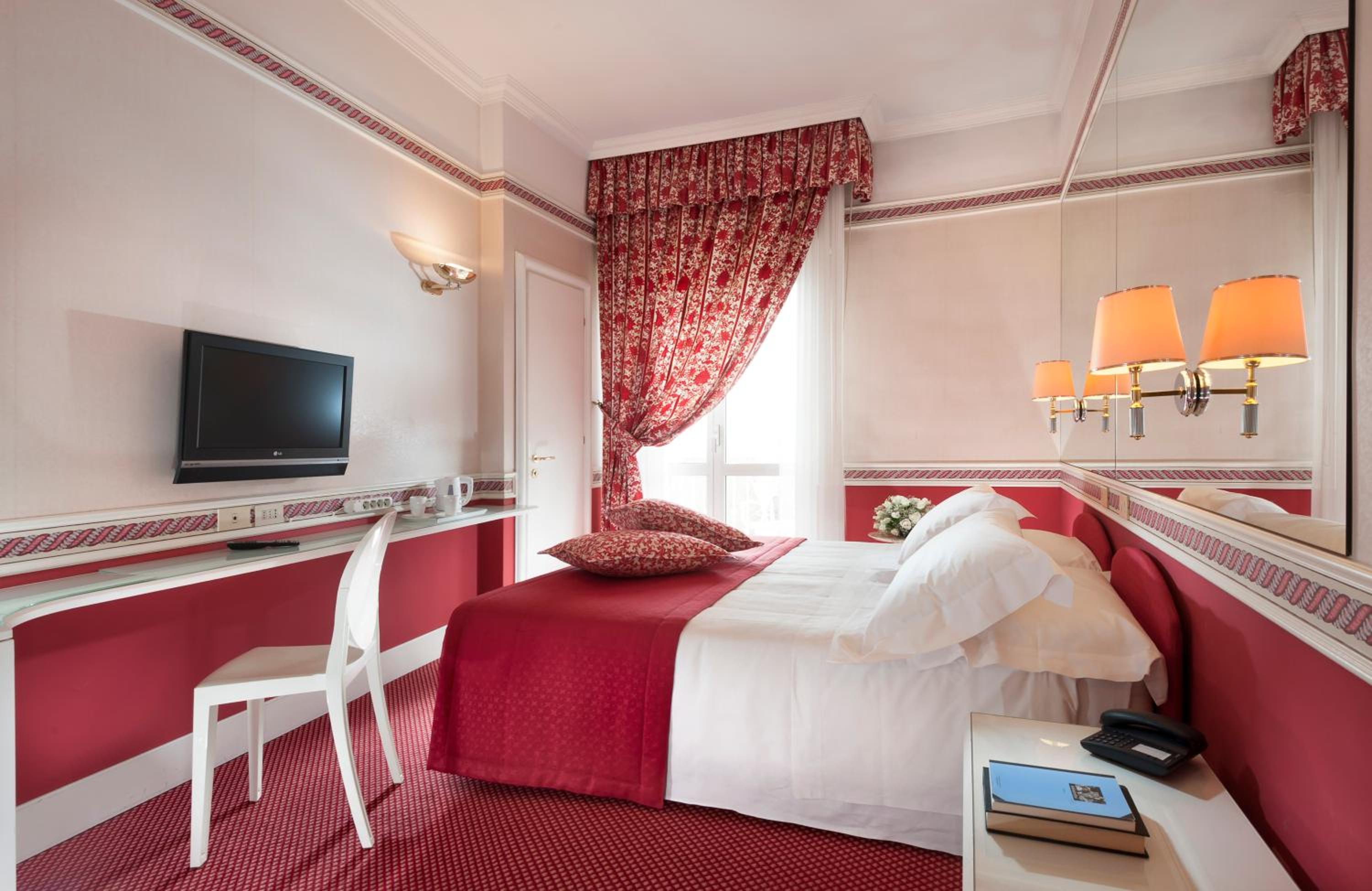 غرفة ثلاثية بشرفة، Hotel Milton Rimini 3/6