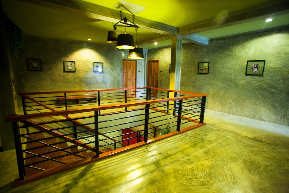 Afterglow Hostel 35/50