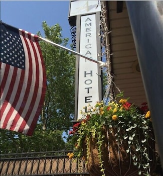 American Hotel 6/44
