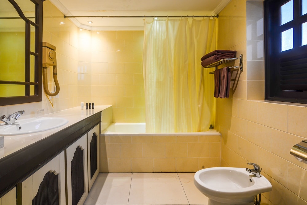 Berjaya Praslin Resort 58/59