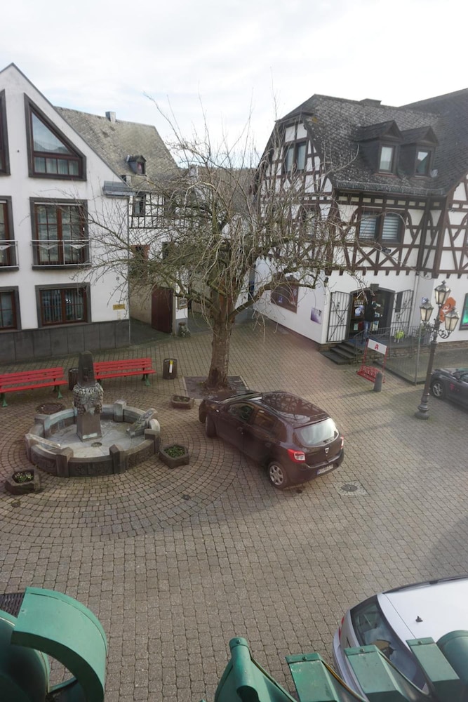 Hotel Weinhaus Grebel 35/49