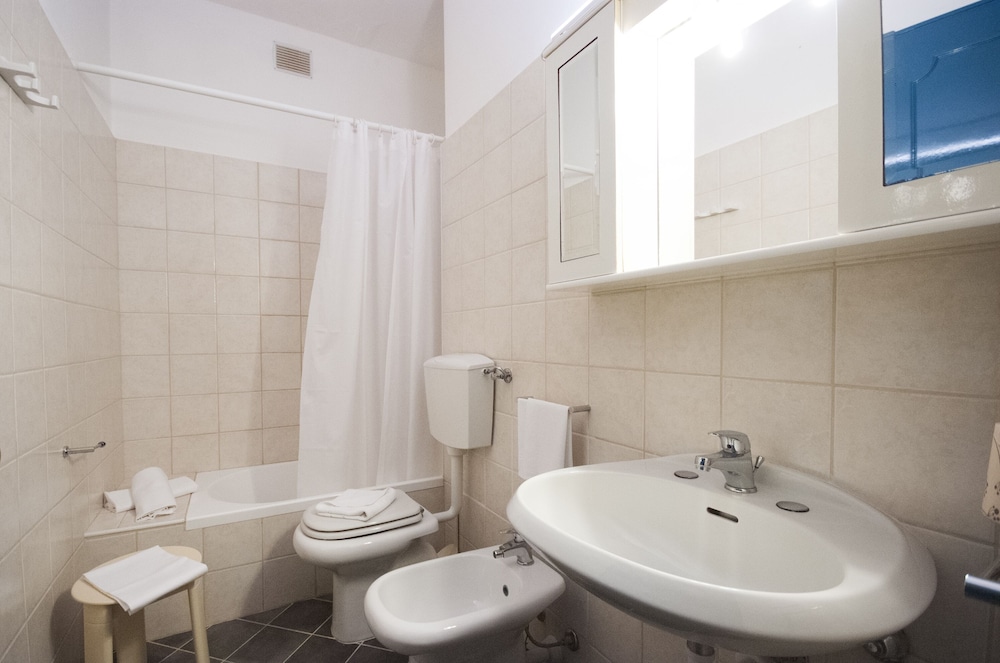 Residence Golfo Della Lacona 12/62