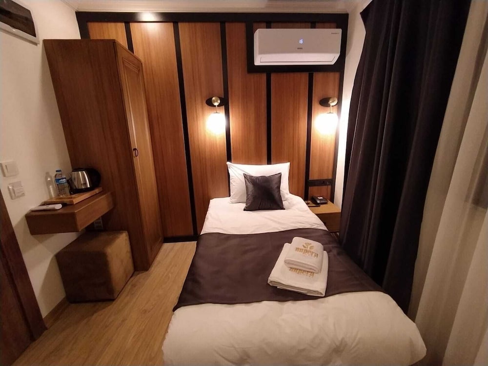 Nupera Hotel 34/51