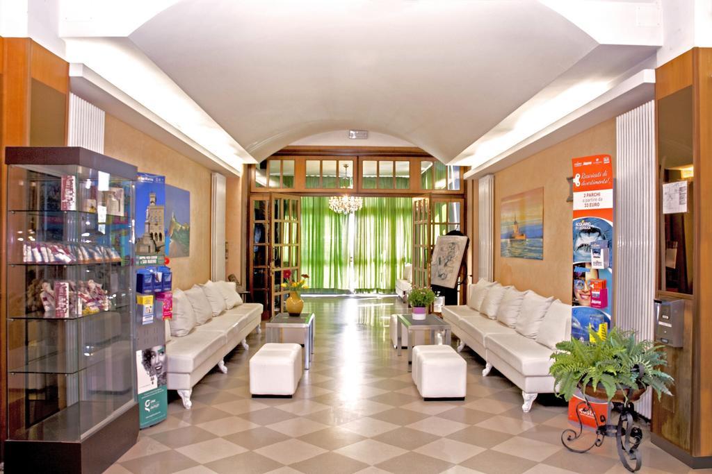Hotel Lungomare Cervia 23/36