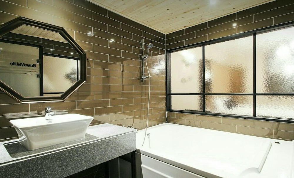 The Hotel Changwon 12/13
