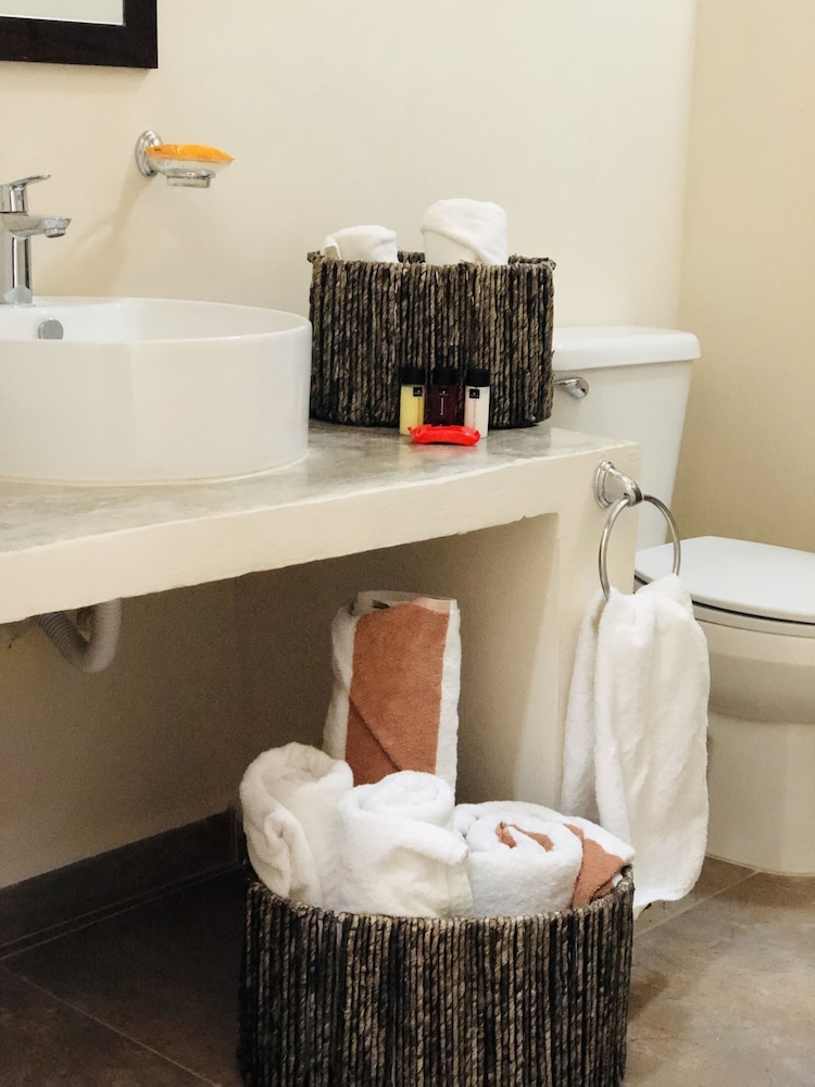 Tierra Maya Hotel Spa & Sanctuary 56/68