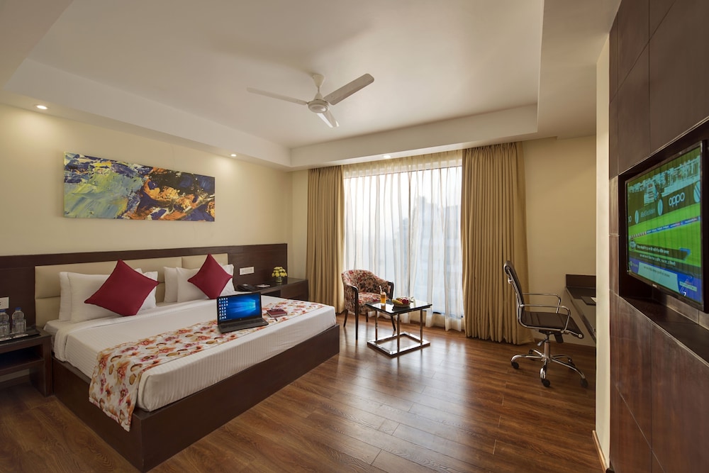 Clarks Inn Suites Katra 10/50