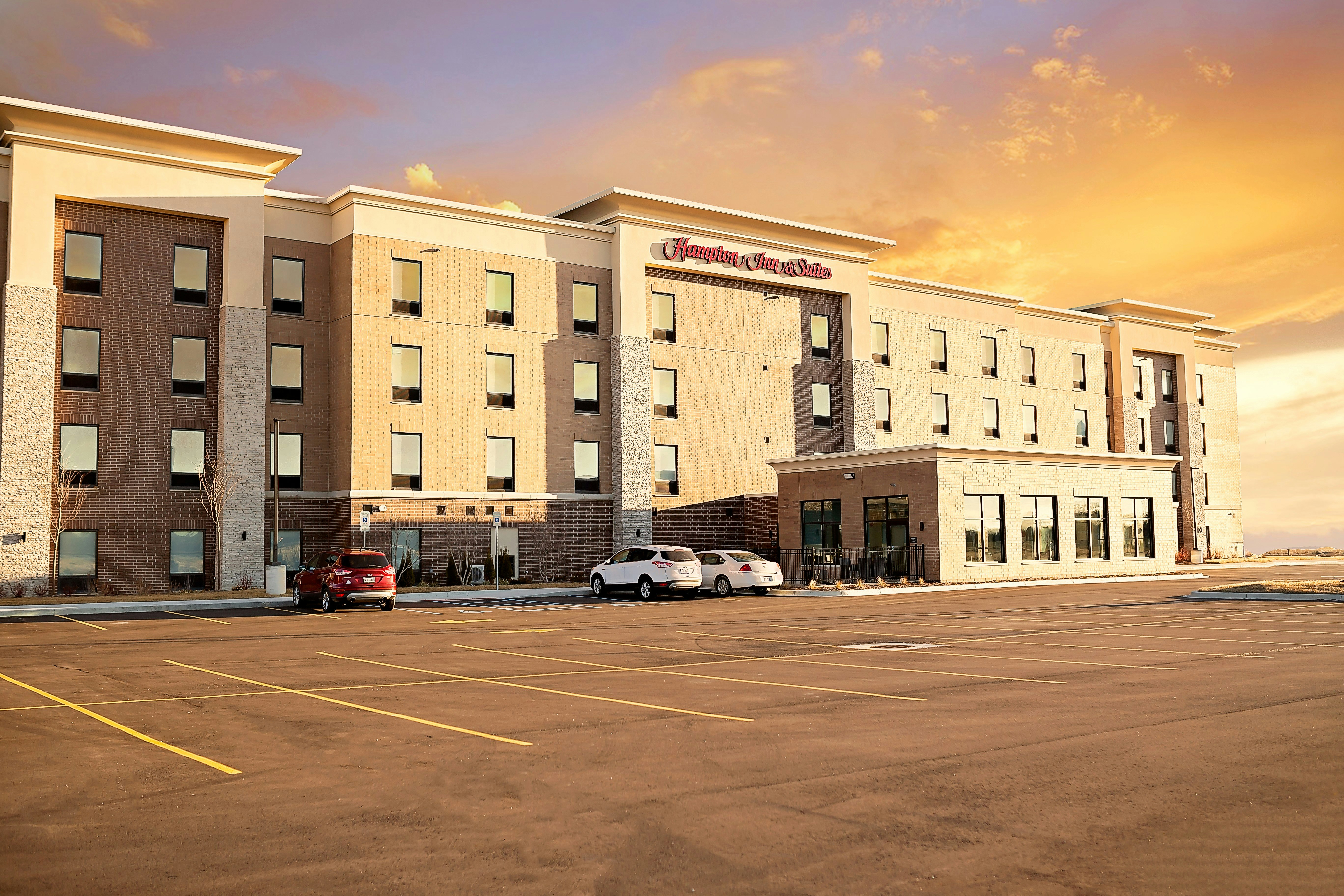 Hampton Inn and Suites Dundee 51/55