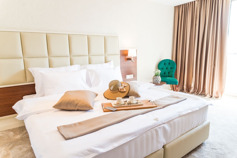 Hotel KADMO by Aycon 37/71