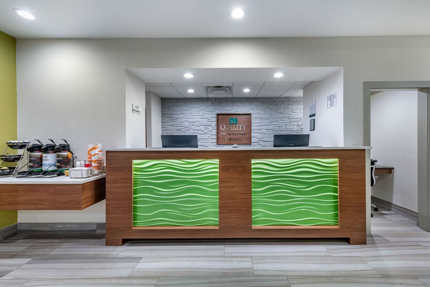 Quality Inn & Suites Palatka Riverfront 6/47
