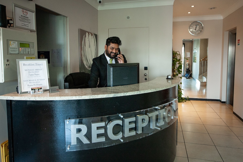 Berwick Manor Hotel 3/50
