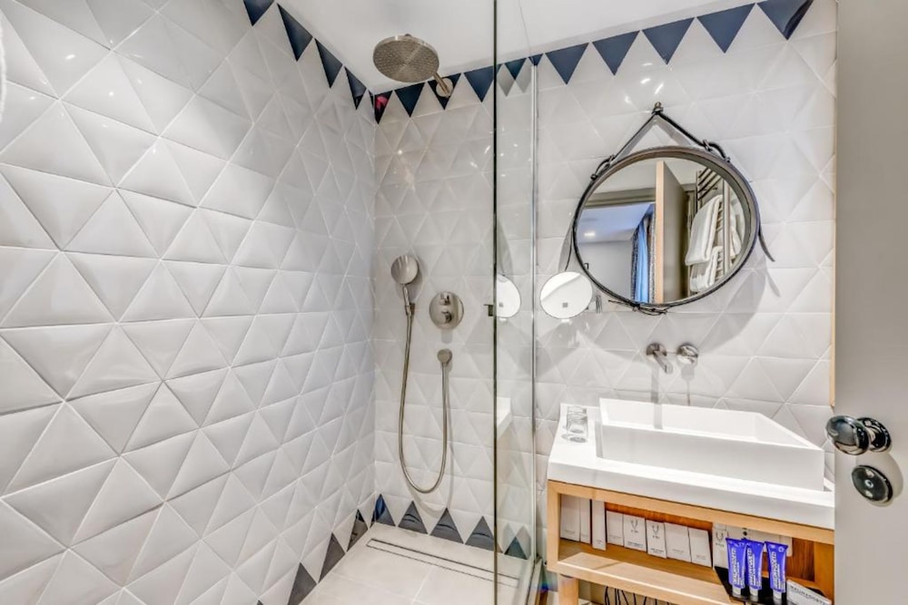 Le Yule Hotel & Spa 48/50