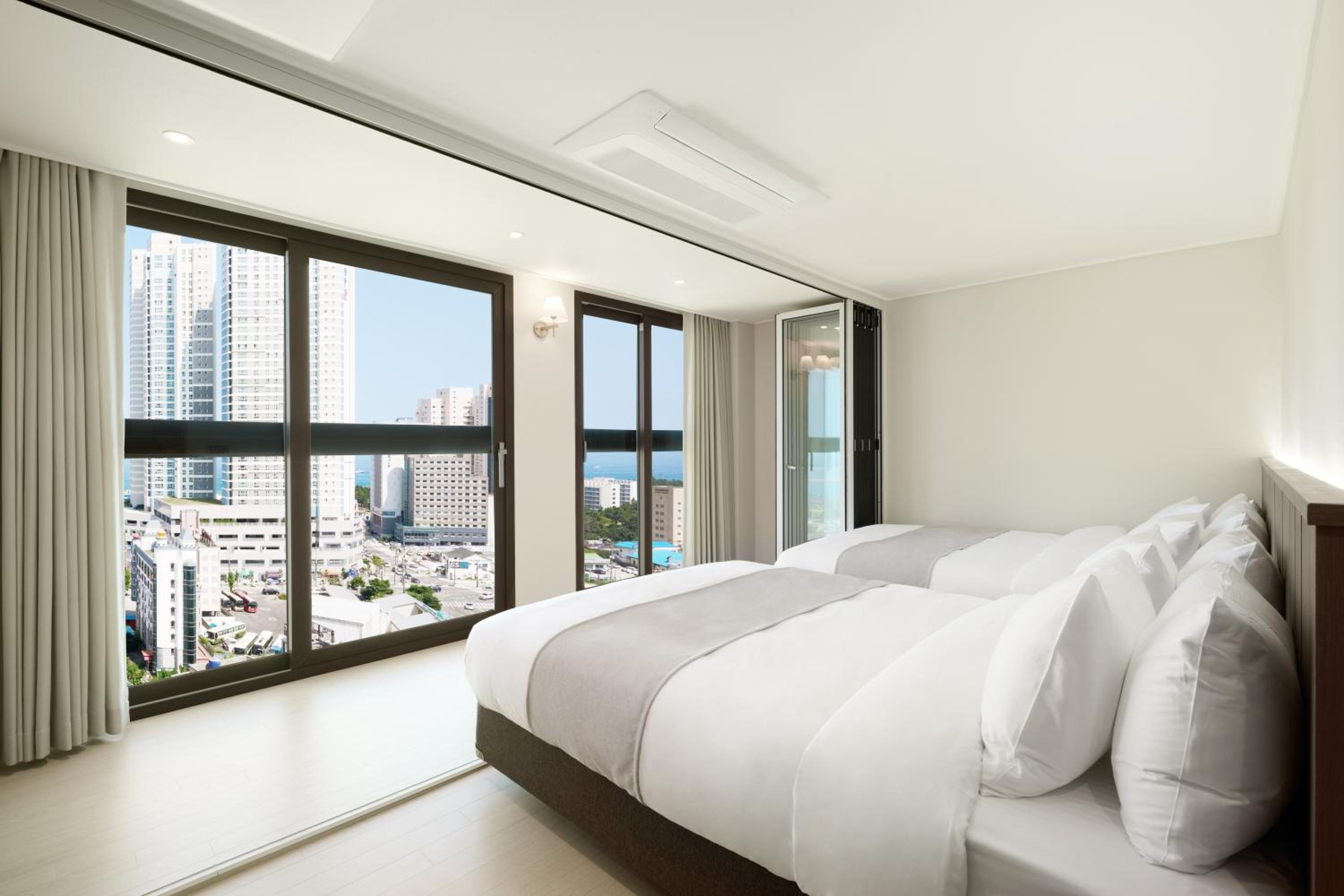The Hotel Sokcho 25/51