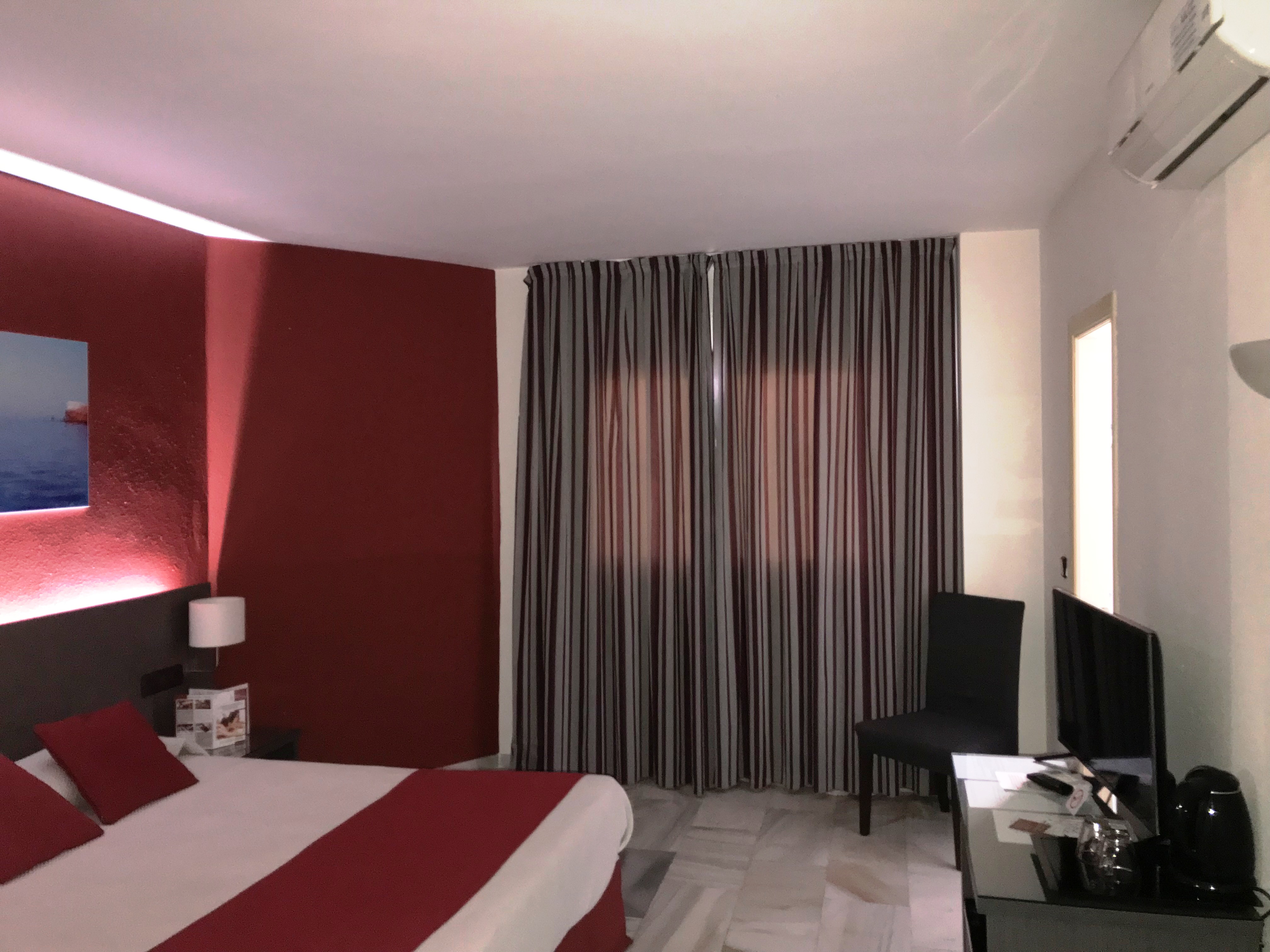 Double Room Economic 1+0