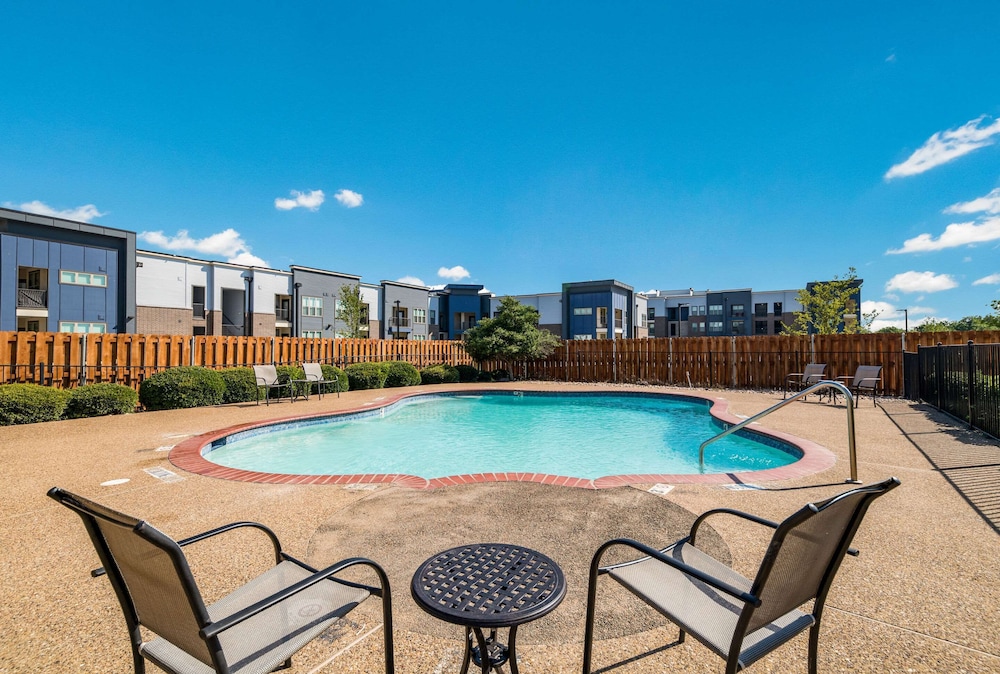 Quality Inn Suites Garland East Dallas 3/56