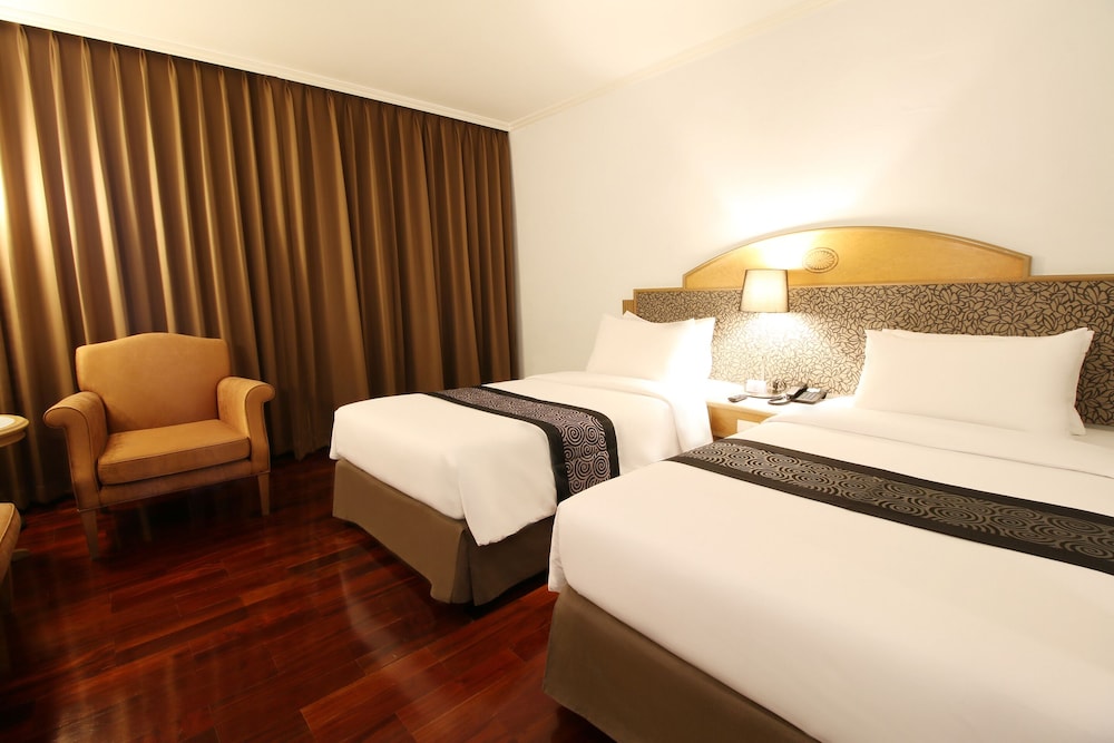 Grand Tower Inn Rama VI 13/70