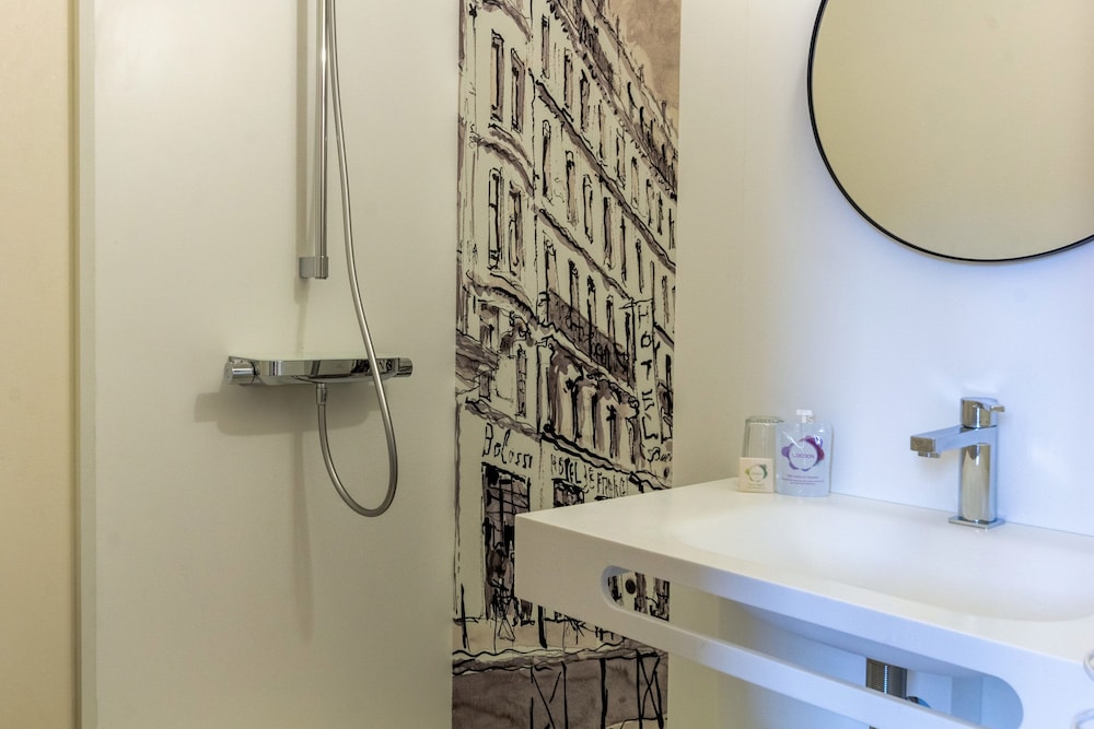 HOTEL DE FRANCE 53/55