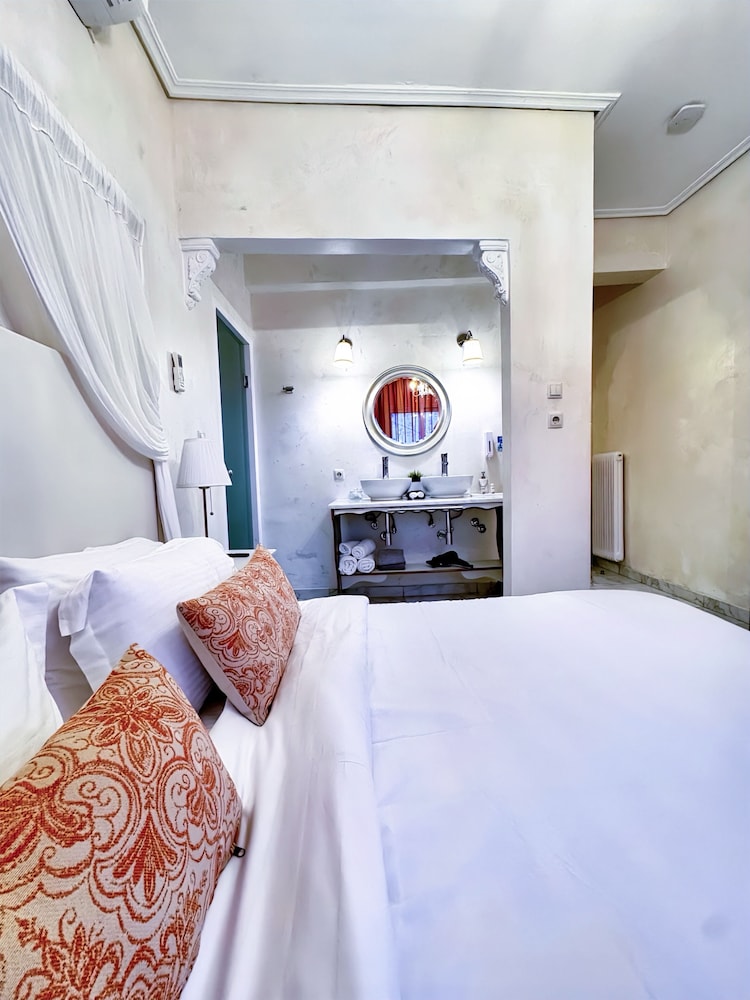 Panorama Suites And Spa 29/85