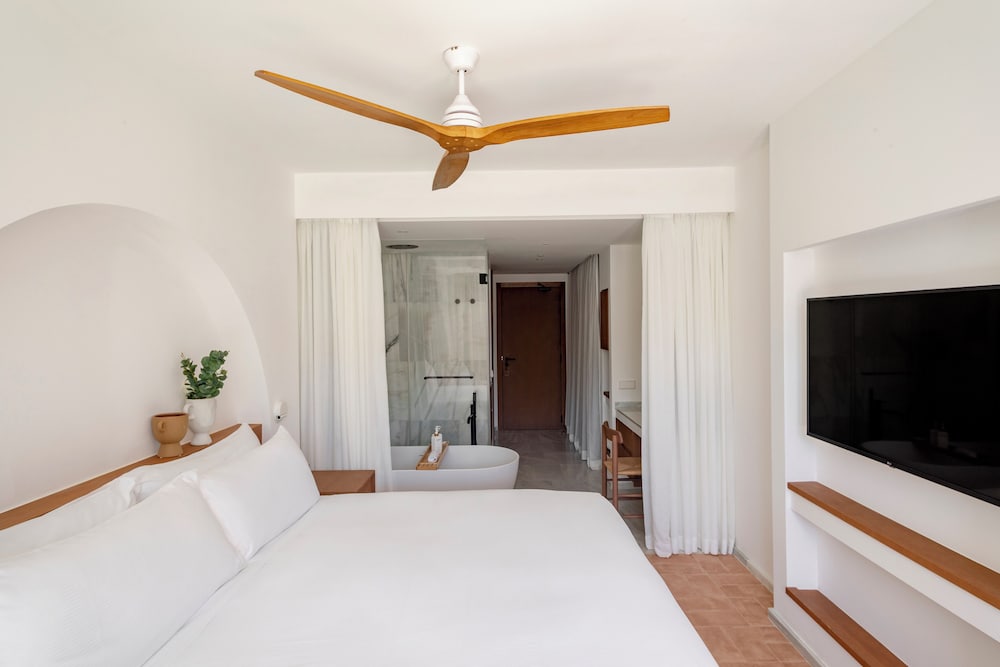 Supreme, Queen Bed, Sea View, Terrace
