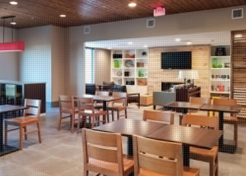 Country Inn & Suites by Radisson, New Braunfels, TX 22/27