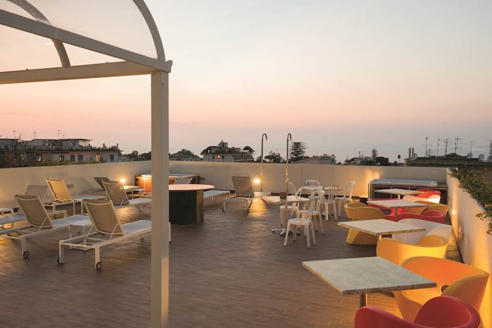 Hotel Club Sorrento 43/50