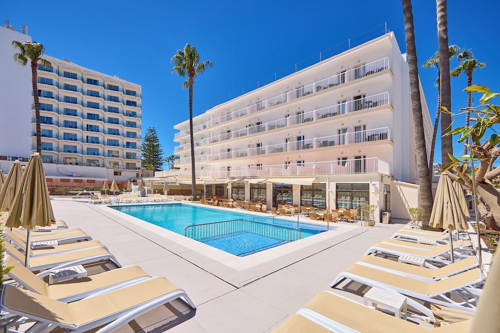 Universal Hotel Bikini 6/66