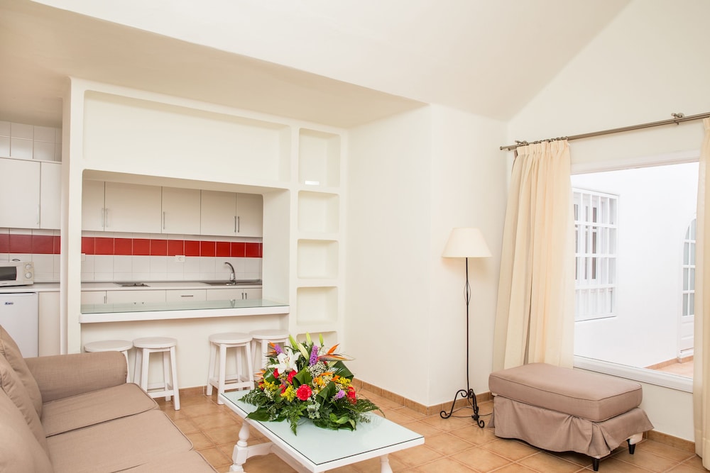Apartamentos LIVVO Las Gaviotas 32/65