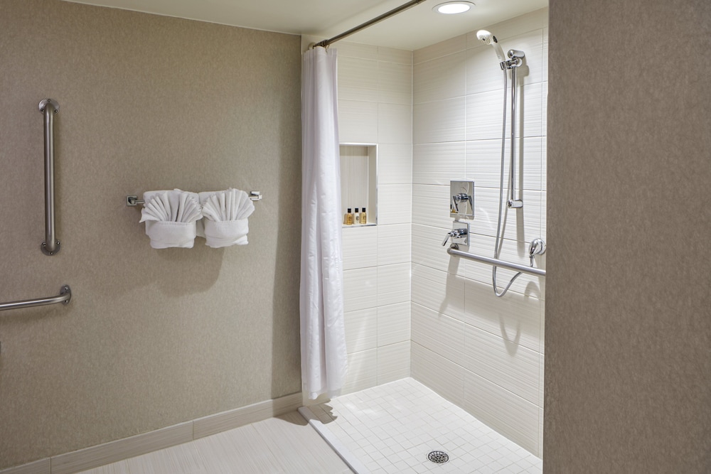 Ohio University Inn Conference Center 6/60