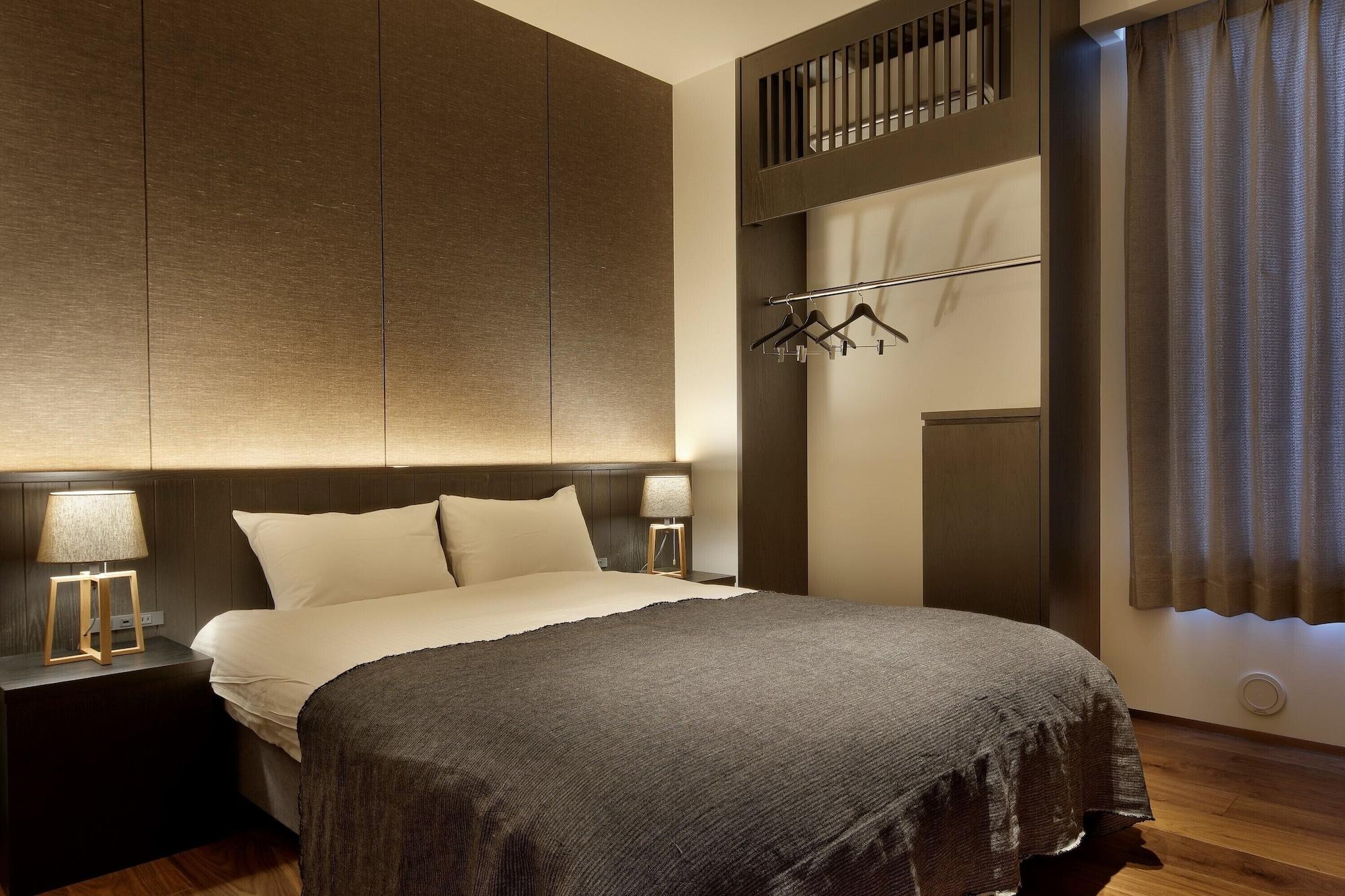 penthouse suite