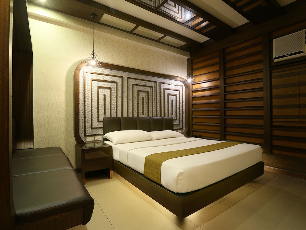 Hotel Ava Malate, Manila 12/63