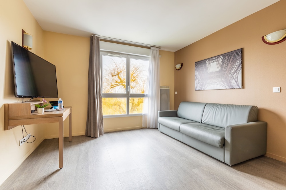 Hotel Residence Zenitude Magny Les Hameaux Versailles 32/49