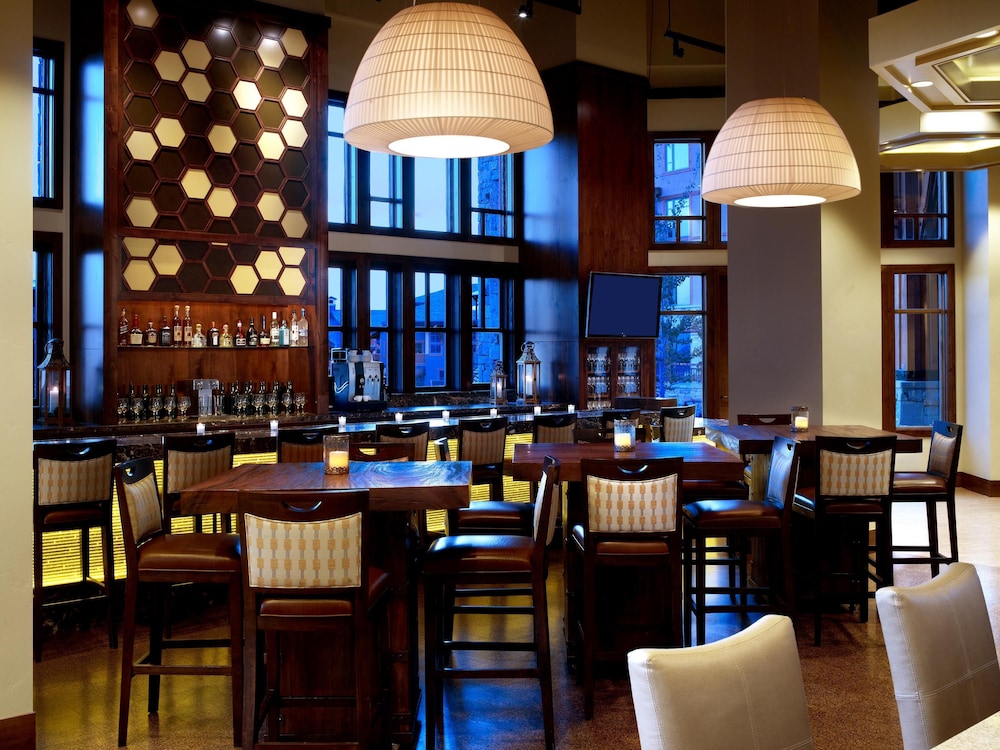Hyatt at the Canyons by Park City Vacations 67/85