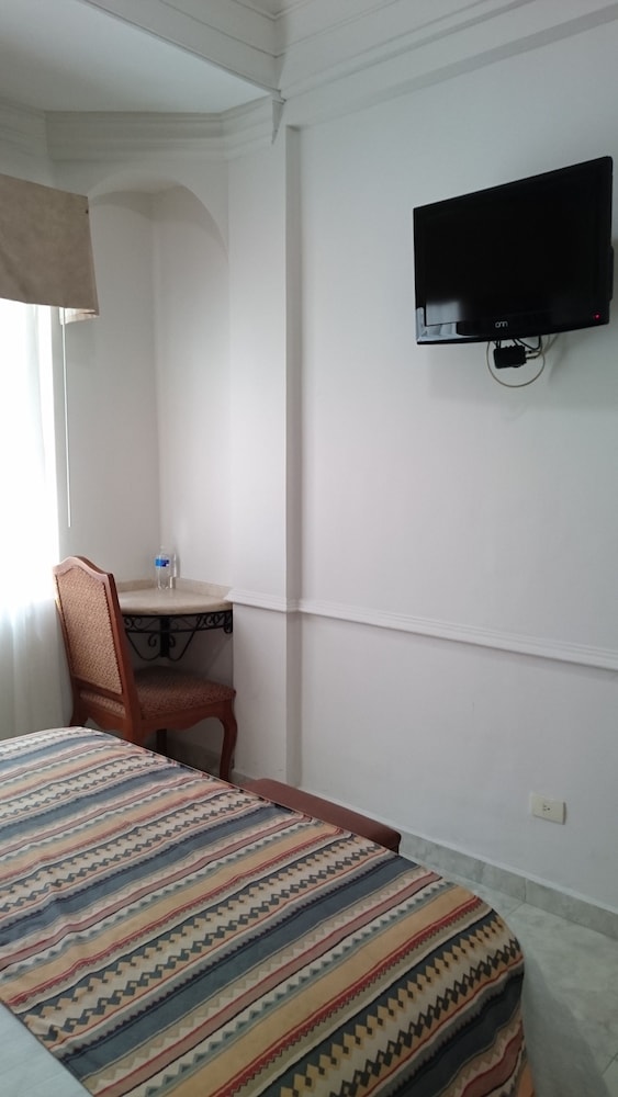Hotel Savoy Express 27/47
