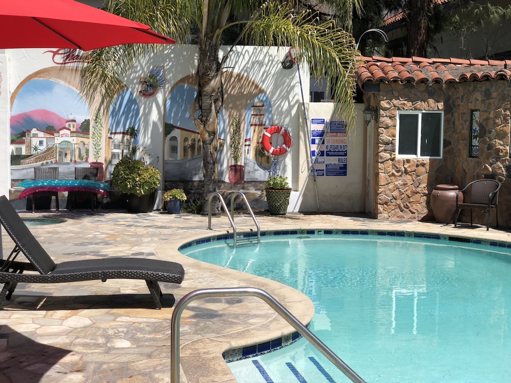 Chantico Inn 7/70