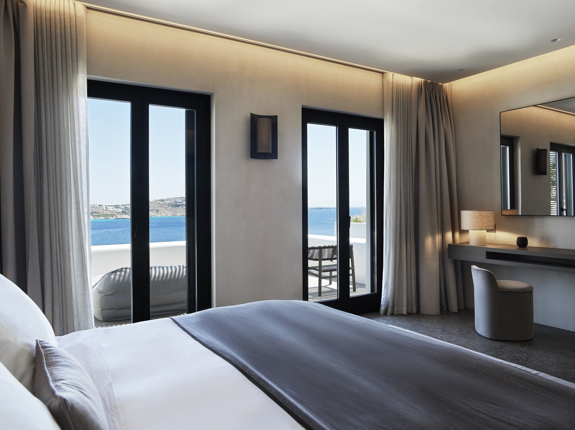 SUPERIOR, SUITE, SEA VIEW
