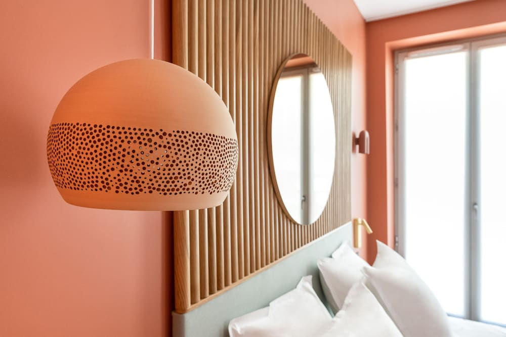 O.lysee Hotel 33/47