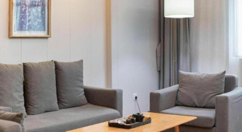 Lavande Hotels (Guangzhou Fangcun Huadiwan) 26/45