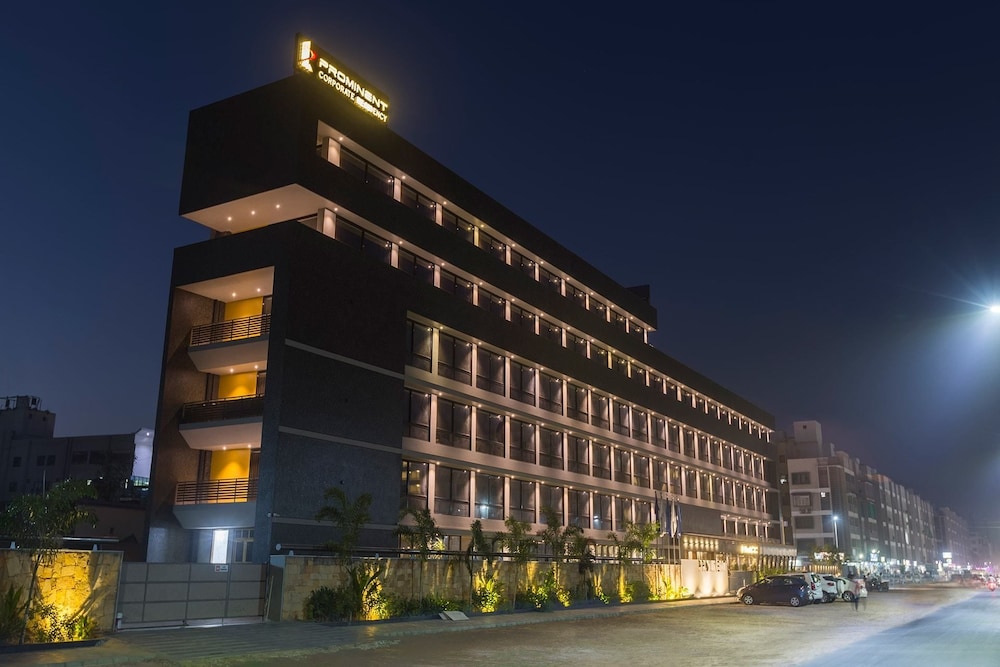 Hotel Prominent Coporate Residency 2/27