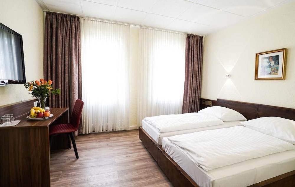 Hotel Schumacher Dusseldorf 23/66