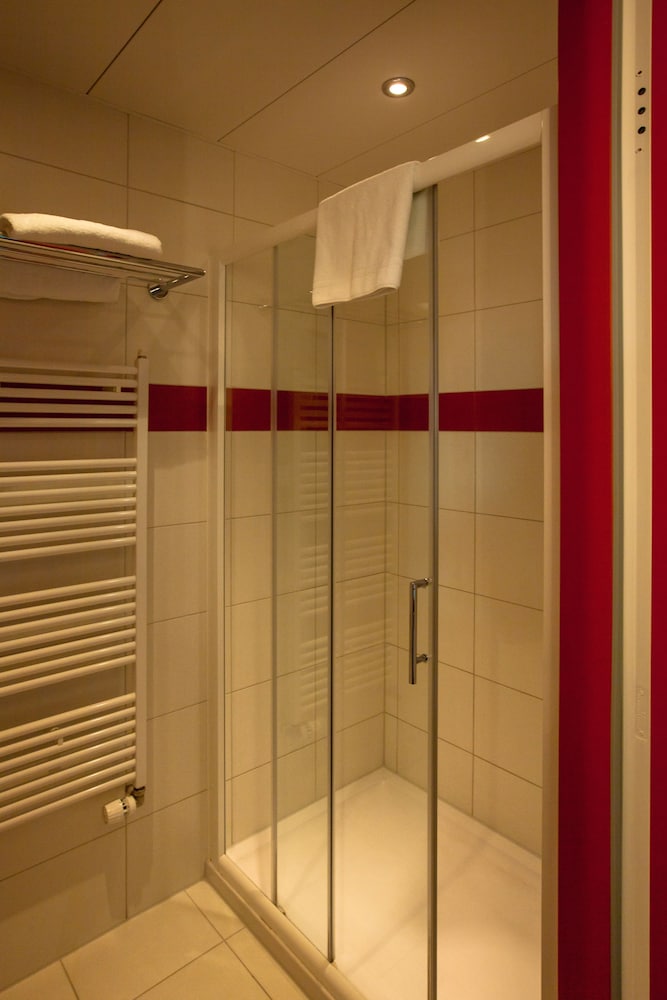 Airport Hotel Basel 28/46