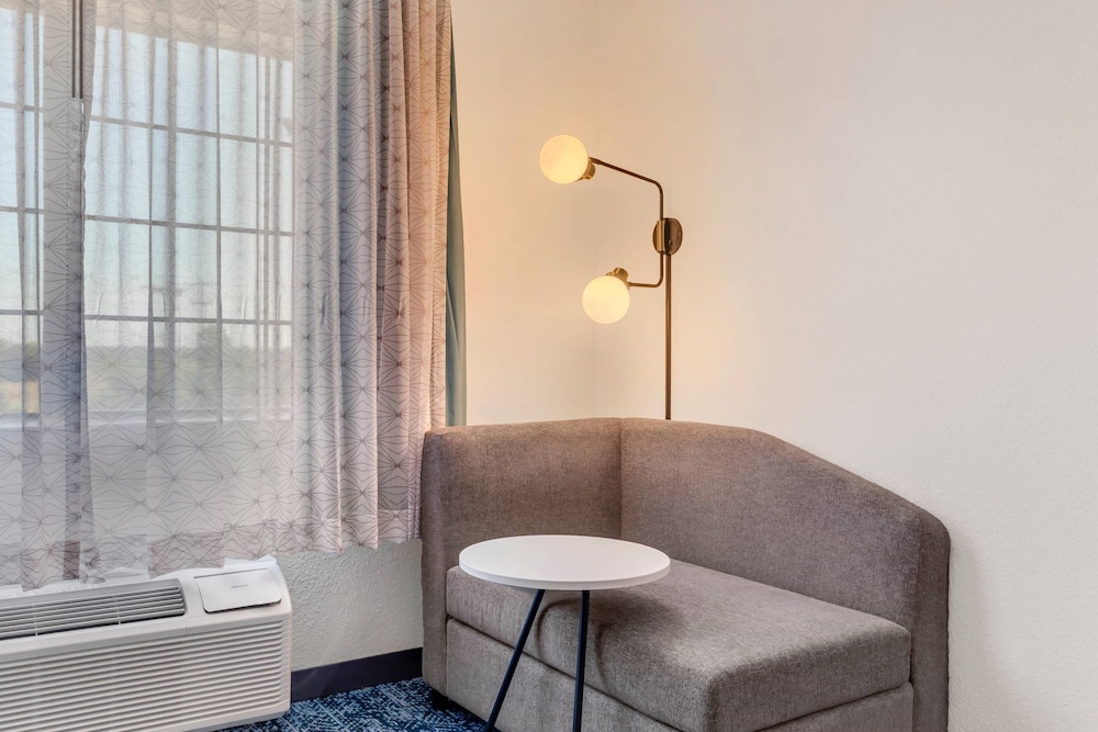 Sleep Inn Cedar Hill, TX 51/51