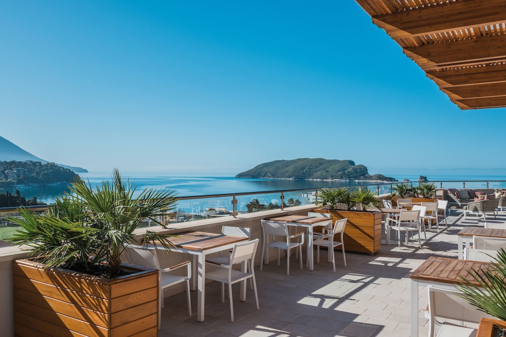 Iberostar Waves Slavija 57/69