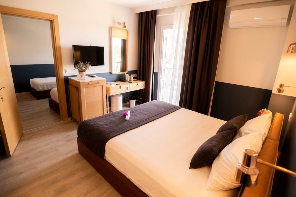 Urla 1867 Hotel 13/50