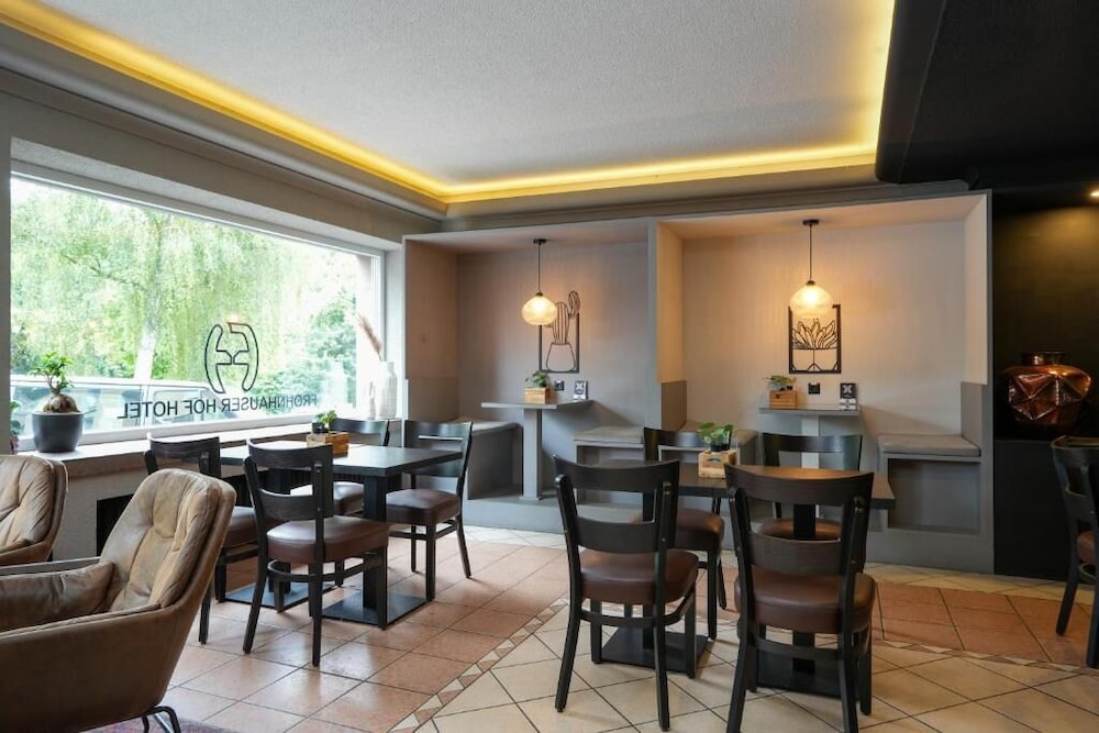Frohnhauser Hof Hotel 37/42