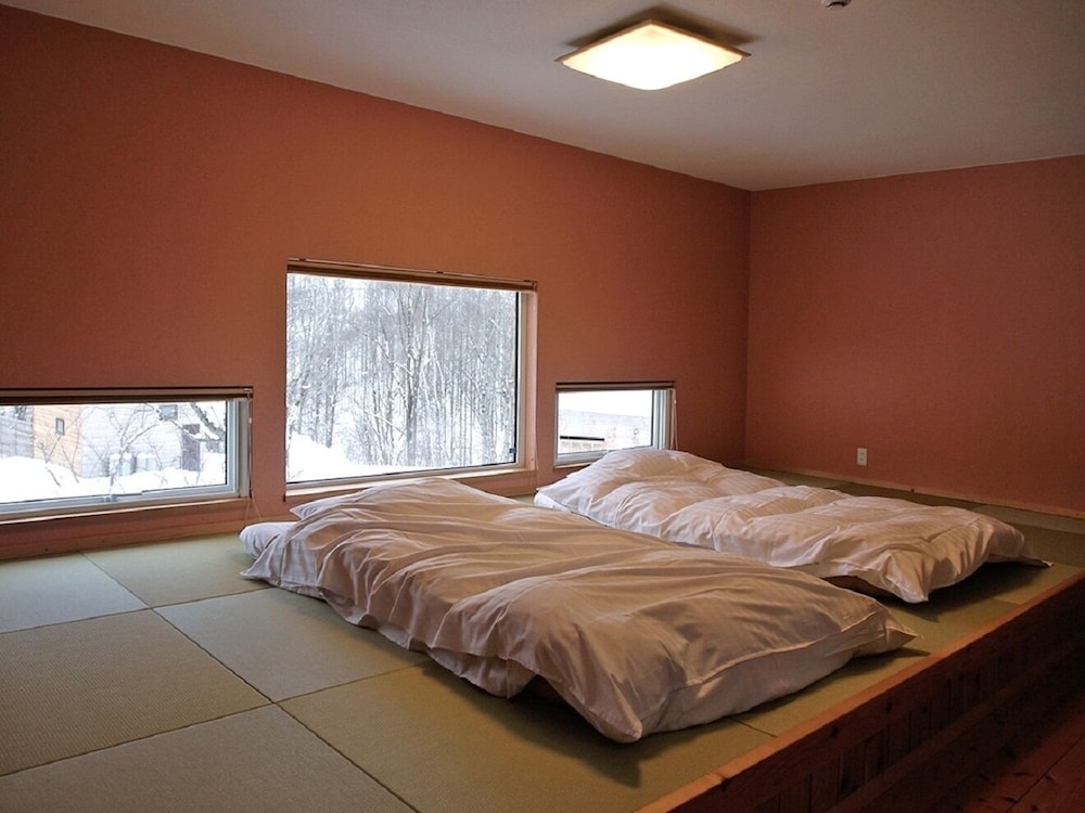 Ninguru Premium House 5/68