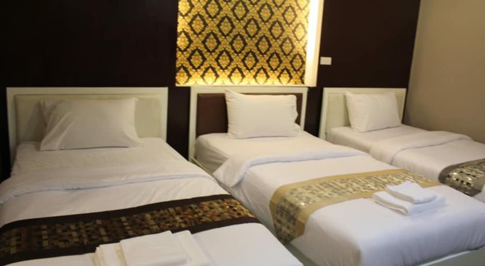 S30 Hotel 10/44