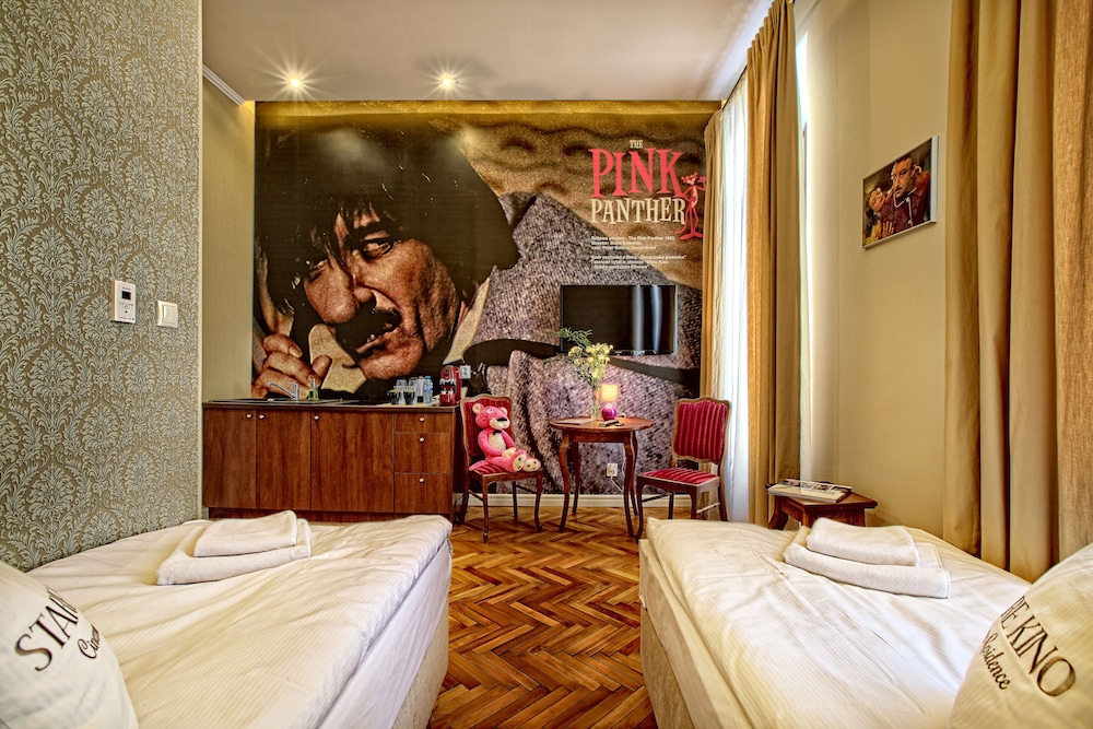 Stare Kino- Cinema Residence 45/50