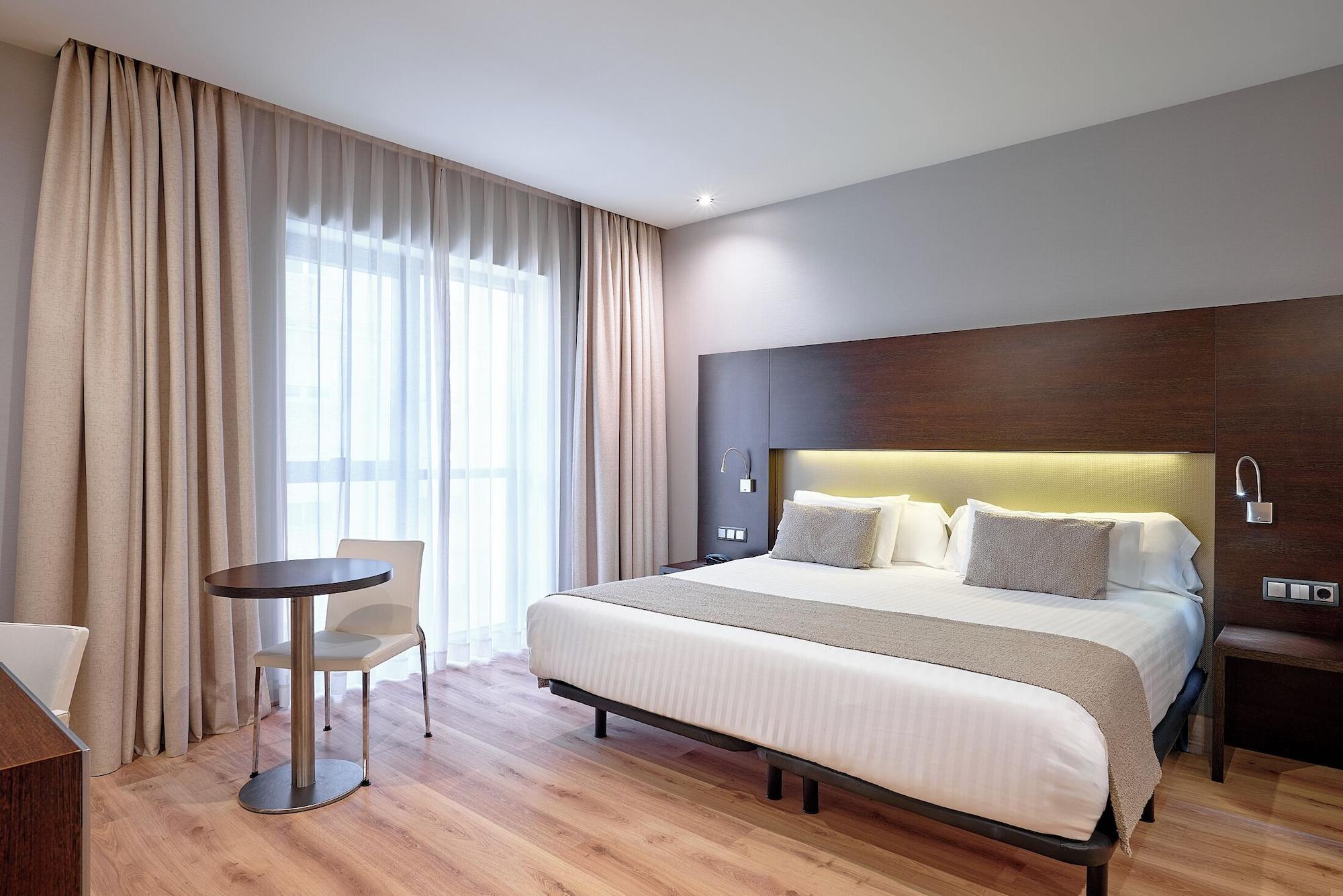 Alhambra, Junior Suite