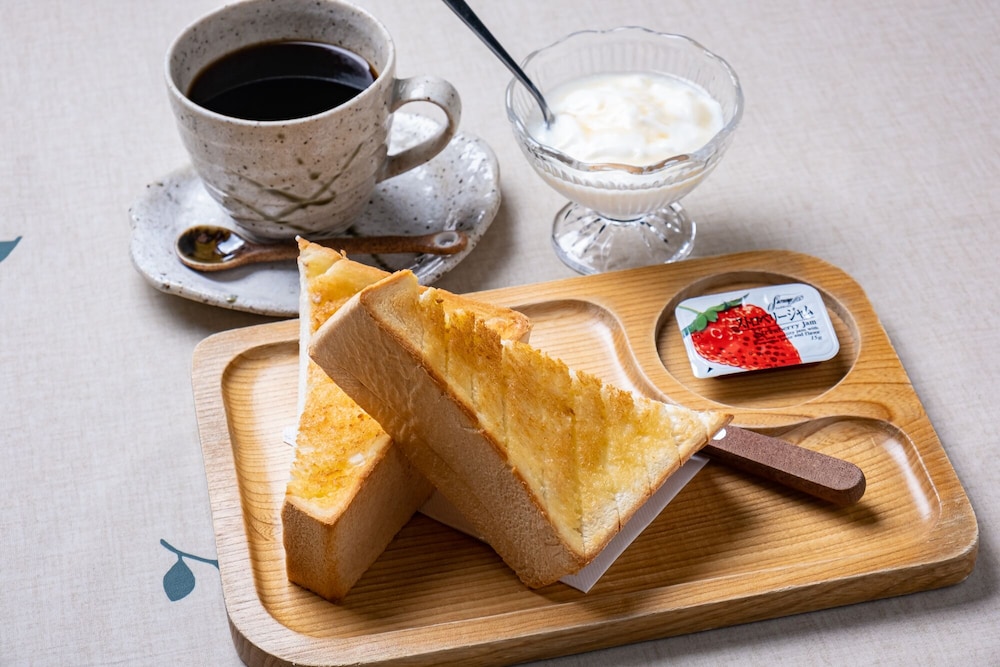 Kawaguchiko Station Inn 51/63