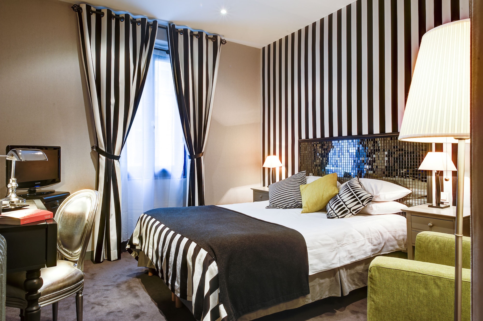 Room at ZE Hotel, PARIS